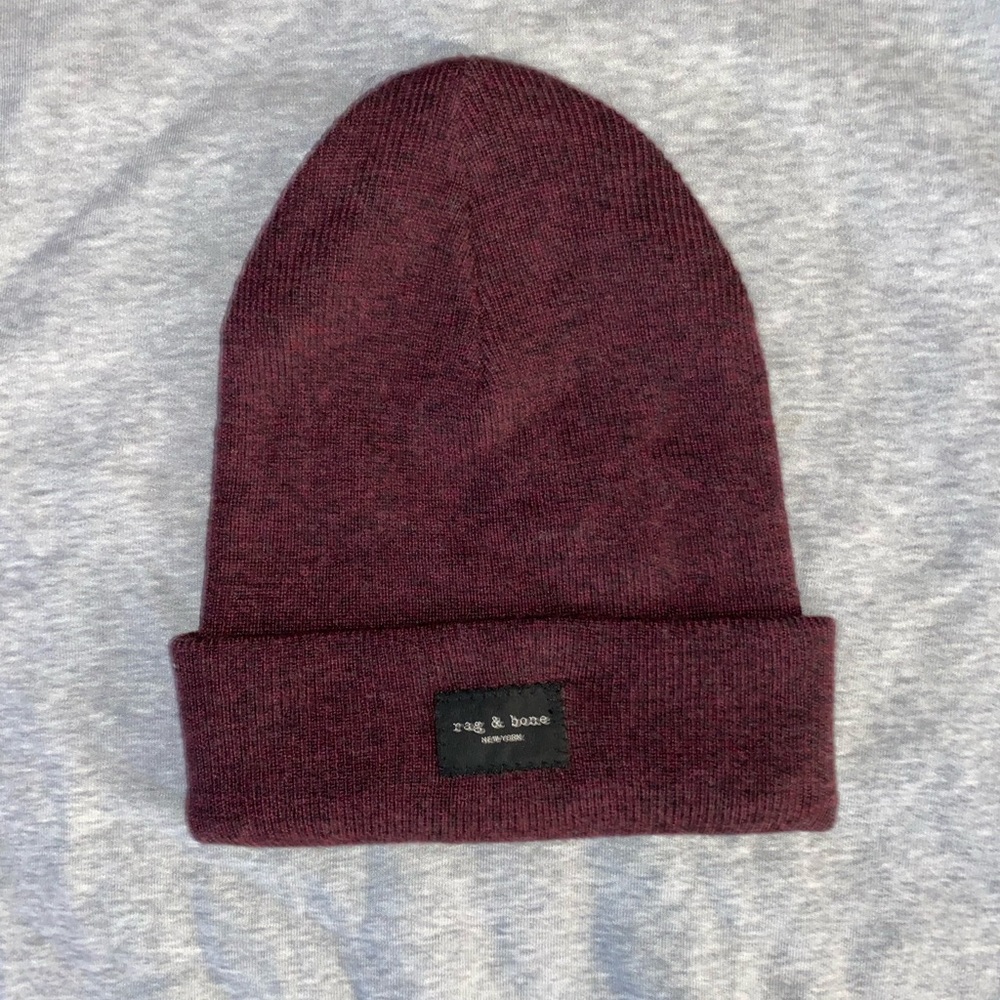 Rag & Bone Addison Beanie in Burgundy
